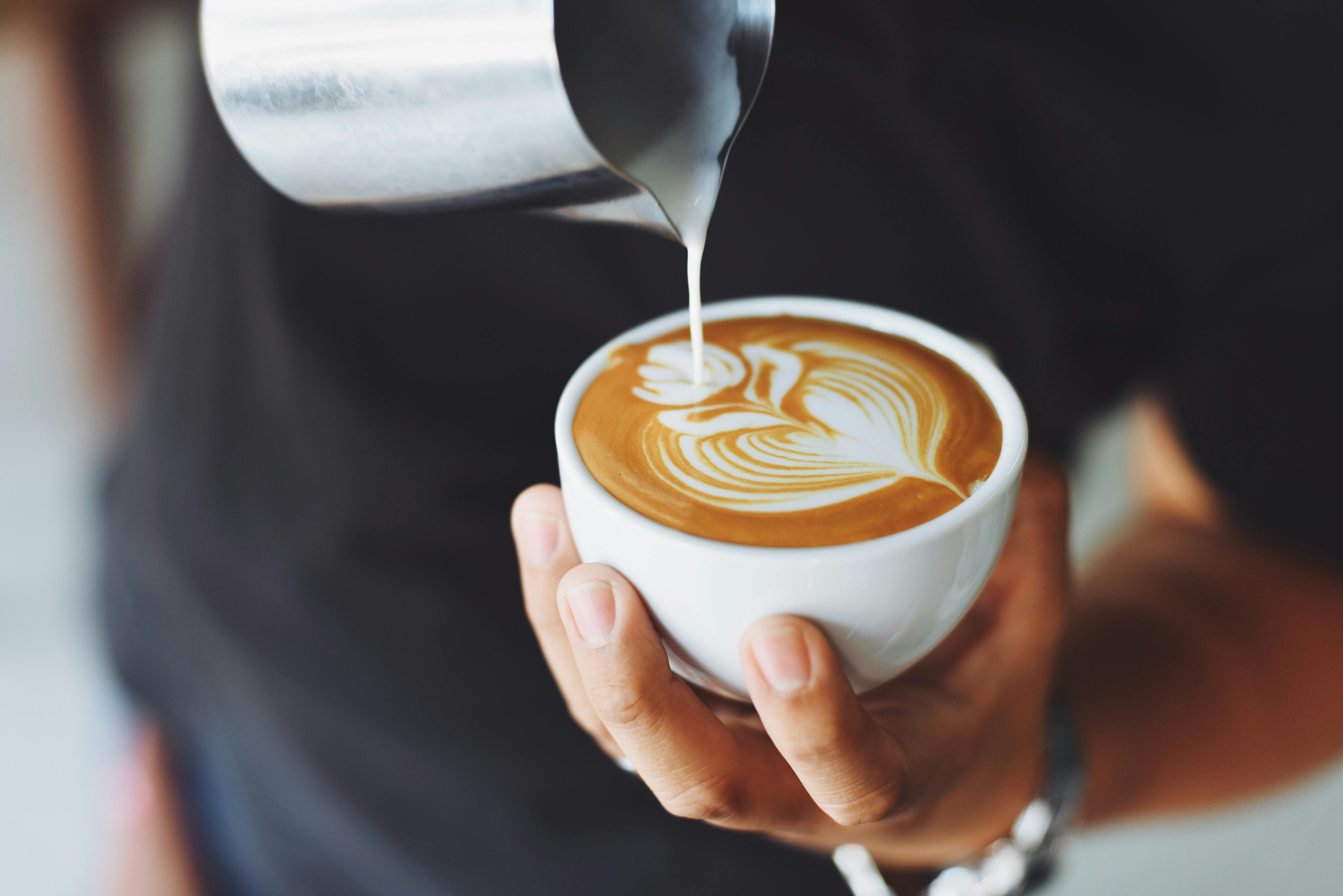 Comment intégrer le café dans vos desserts préférés