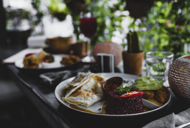 Les accords mets et café pour un dîner inoubliable